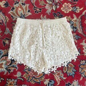 Abercrombie Cream Lace Shorts